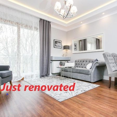 Executive 2-bedroom Apartment Krakau Buitenkant foto