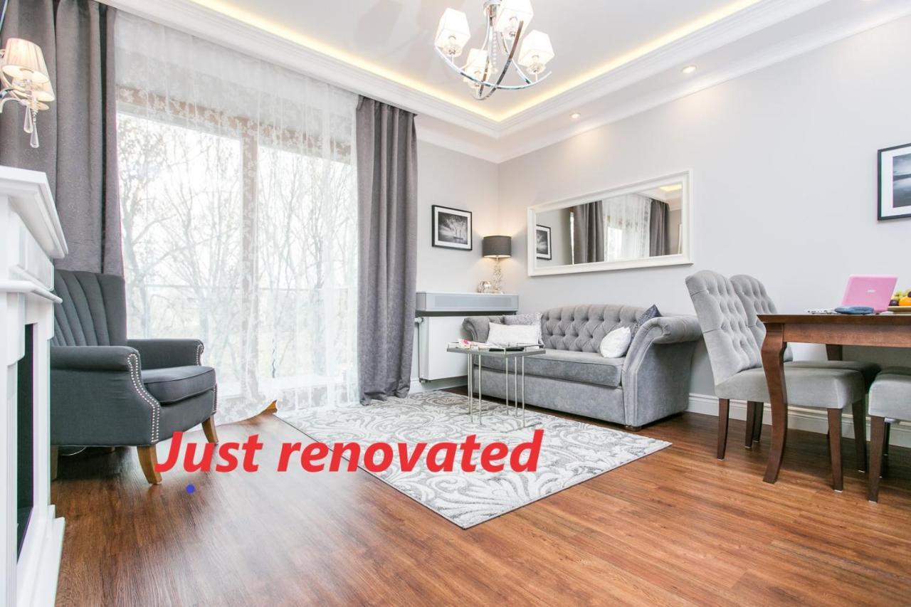Executive 2-bedroom Apartment Krakau Buitenkant foto